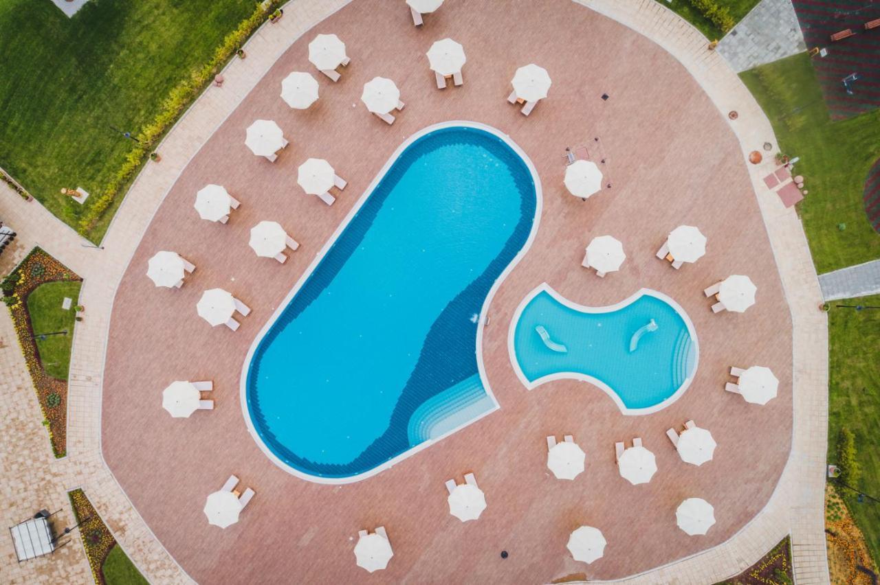 Spa Complex Belchin Spring Екстер'єр фото