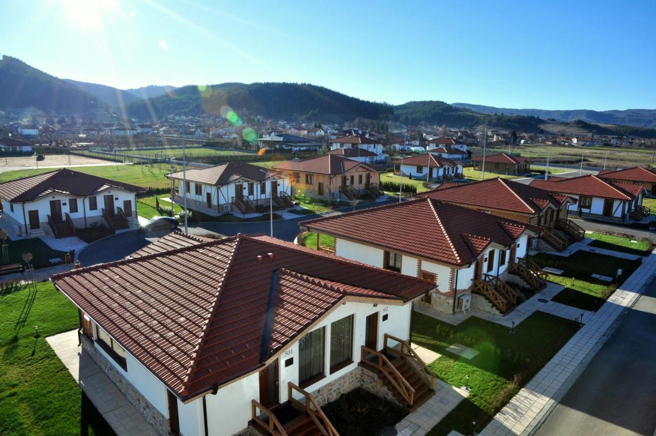 Spa Complex Belchin Spring Екстер'єр фото
