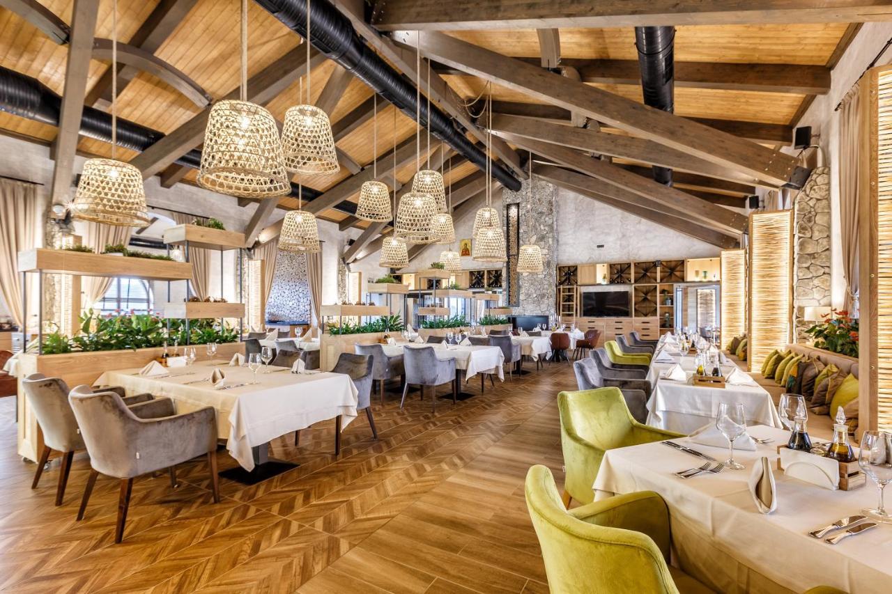 Spa Complex Belchin Spring Екстер'єр фото